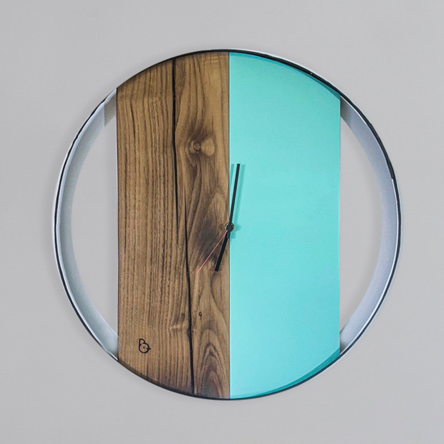 Connubio – Orologio da Parete Artigianale in Botte Antica, Castagno e Tanganica Tiffany | Design Contemporaneo